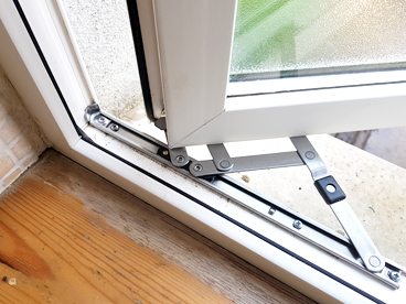 Window Hinges